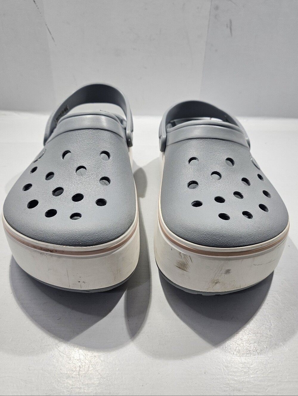CROCS CROCBAND PLATFORM CLOG UNISEX SANDALS J/M6 & W8 LIGHT GREY - Picture 3 of 13